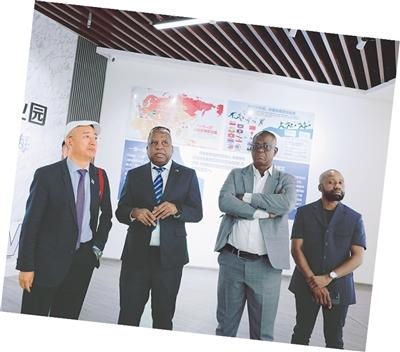 零关税 东风吹热华商在非新赛道 侨界关注